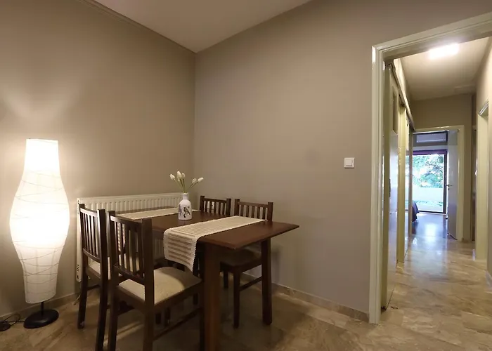 Rafalia Cozy * Hriszí Aktí Haniá